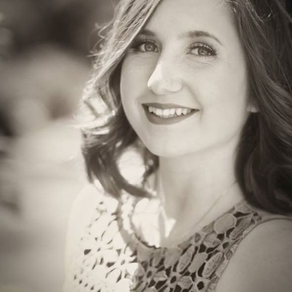 Meet your Posher, Hannah - Picture 1 of 1